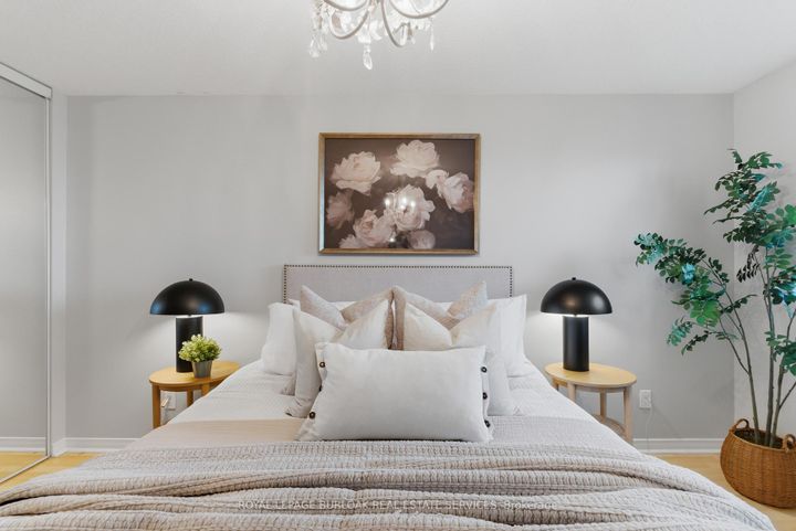 Photo 12 at 312 - 6720 Glen Erin Drive, Meadowvale, Mississauga