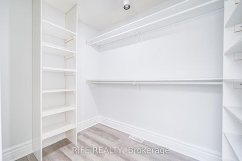 Photo 28 at 17 Bramble Drive, Don Mills, Toronto