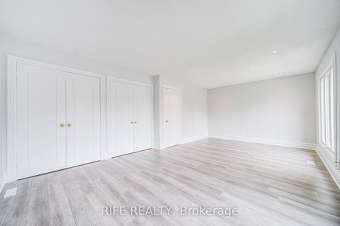 Photo 34 at 17 Bramble Drive, Don Mills, Toronto