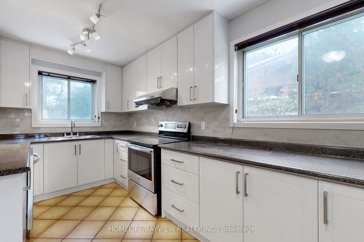 Photo 20 at 22 Marowyne Drive, Don Valley Village, Toronto