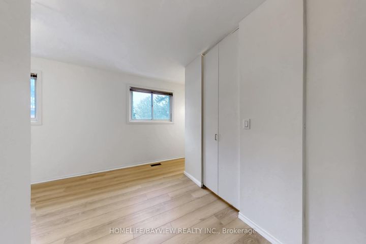 Photo 32 at 22 Marowyne Drive, Don Valley Village, Toronto