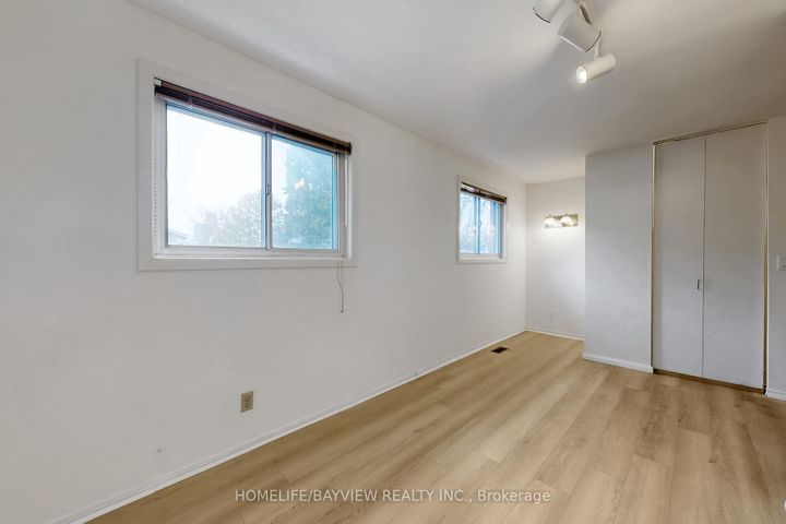 Photo 34 at 22 Marowyne Drive, Don Valley Village, Toronto