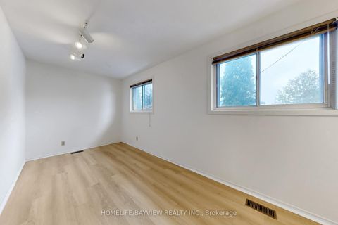 Photo 33 at 22 Marowyne Drive, Don Valley Village, Toronto