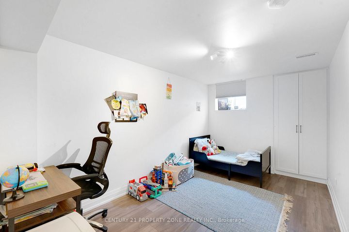 Photo 39 at 48 Gibbs Road, Northwest Brampton, Brampton