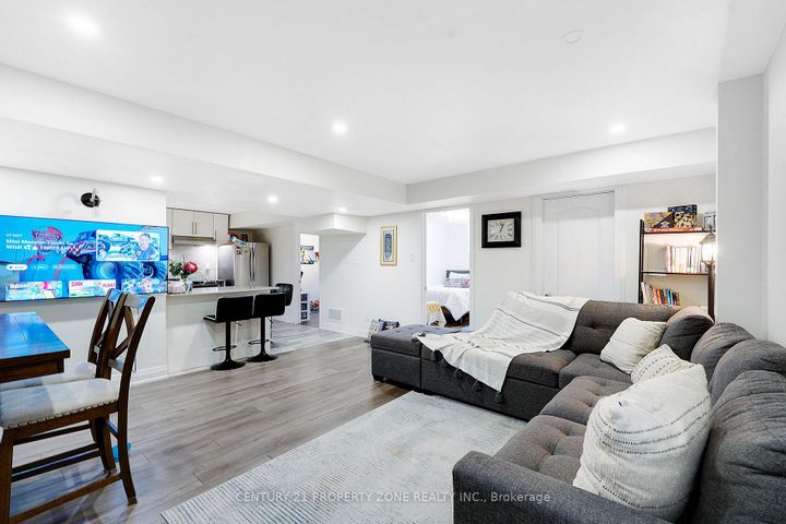 Photo 41 at 48 Gibbs Road, Northwest Brampton, Brampton