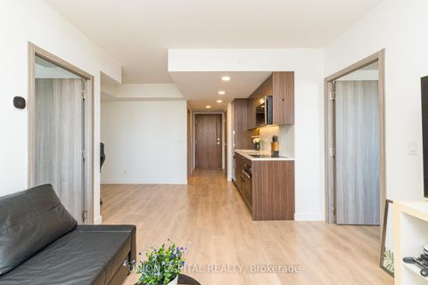 Photo 11 at 4502 - 38 Widmer Street, Waterfront Communities C1, Toronto