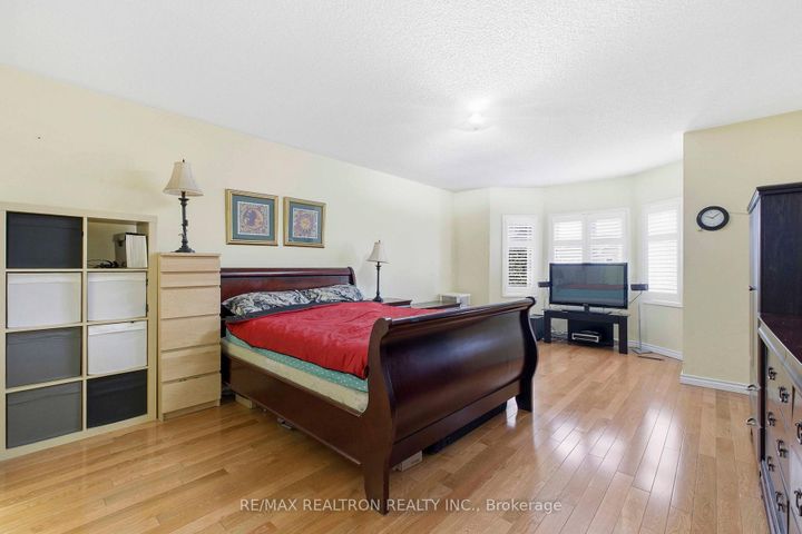 Photo 20 at 68 Lavender Place, East Woodbridge, Vaughan