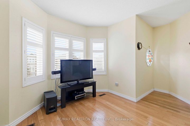 Photo 22 at 68 Lavender Place, East Woodbridge, Vaughan