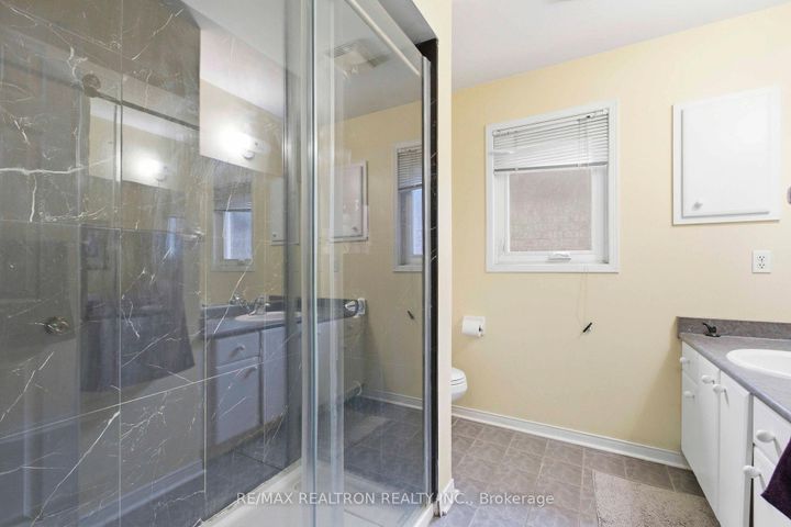 Photo 24 at 68 Lavender Place, East Woodbridge, Vaughan