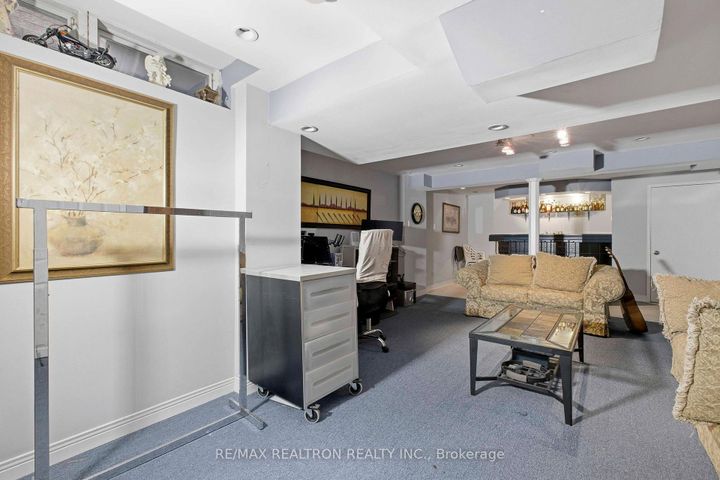 Photo 29 at 68 Lavender Place, East Woodbridge, Vaughan