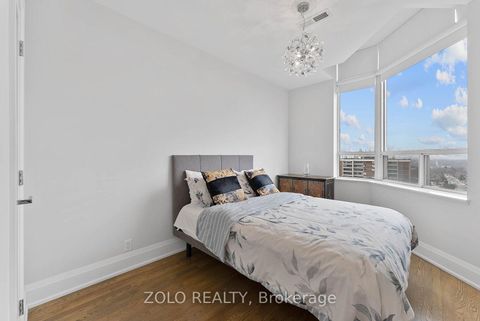 Photo 24 at PH05 - 265 Ridley Boulevard, Nortown, Toronto