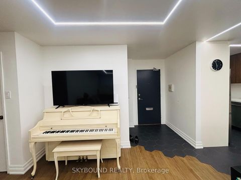 Photo 4 at 602 - 451 The West Mall, Etobicoke West Mall, Toronto