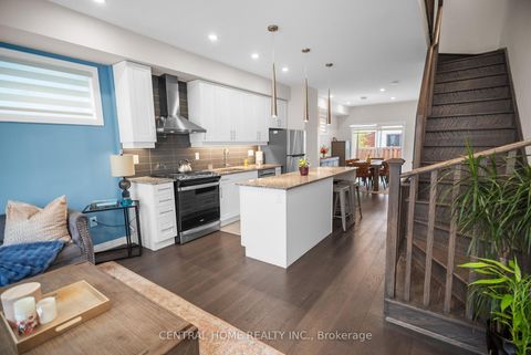 Photo 4 at 1625 Pleasure Valley Path N, Samac, Oshawa