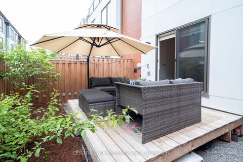 Photo 9 at 1625 Pleasure Valley Path N, Samac, Oshawa