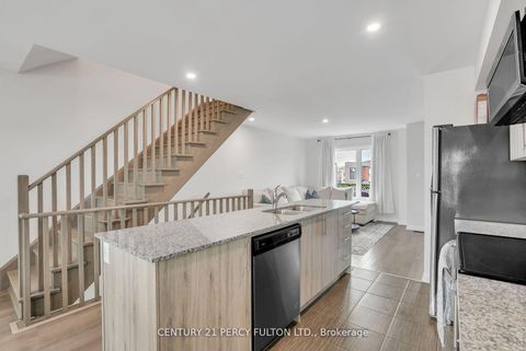 Photo 19 at 89 Fairlane Avenue, Painswick South, Barrie