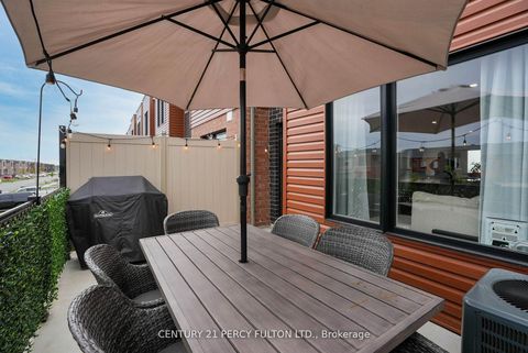 Photo 33 at 89 Fairlane Avenue, Painswick South, Barrie