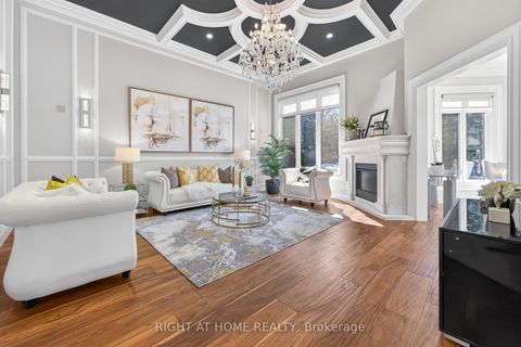 Photo 8 at 661 Wellington Street W, Aurora Highlands, Aurora