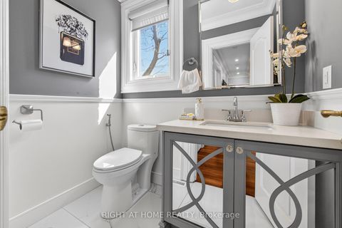 Photo 13 at 661 Wellington Street W, Aurora Highlands, Aurora