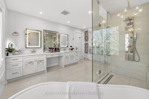 Photo 26 at 661 Wellington Street W, Aurora Highlands, Aurora