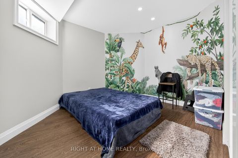 Photo 35 at 661 Wellington Street W, Aurora Highlands, Aurora