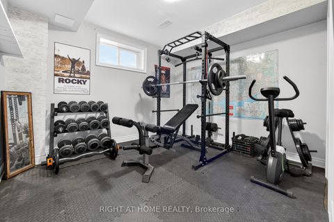 Photo 39 at 661 Wellington Street W, Aurora Highlands, Aurora