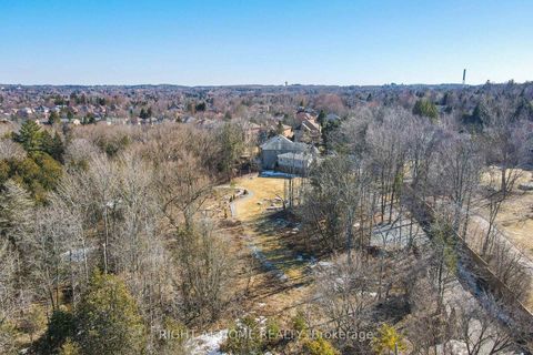 Photo 48 at 661 Wellington Street W, Aurora Highlands, Aurora