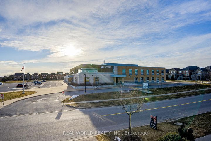 Photo 16 at 247 Selwyn Road, Jefferson, Richmond Hill