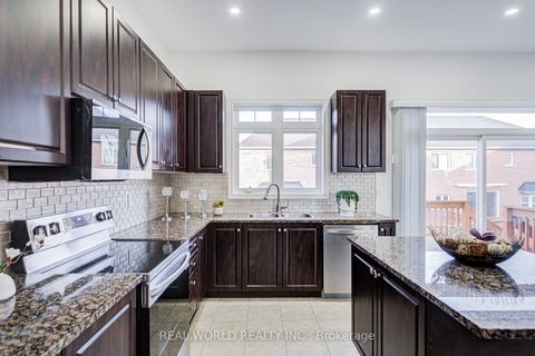 Photo 6 at 247 Selwyn Road, Jefferson, Richmond Hill