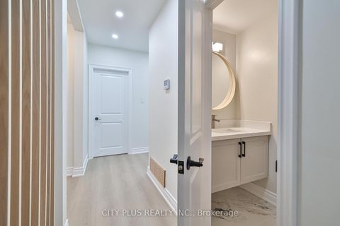 Photo 1 at 23 Reiber Crescent, Steeles, Toronto
