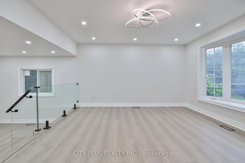 Photo 3 at 23 Reiber Crescent, Steeles, Toronto