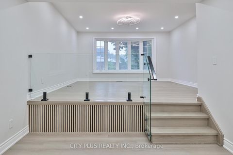 Photo 10 at 23 Reiber Crescent, Steeles, Toronto