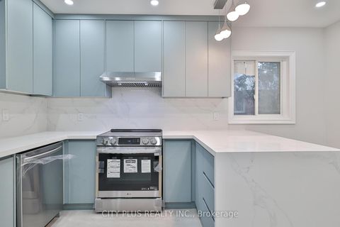 Photo 15 at 23 Reiber Crescent, Steeles, Toronto