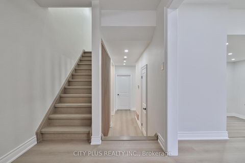 Photo 22 at 23 Reiber Crescent, Steeles, Toronto