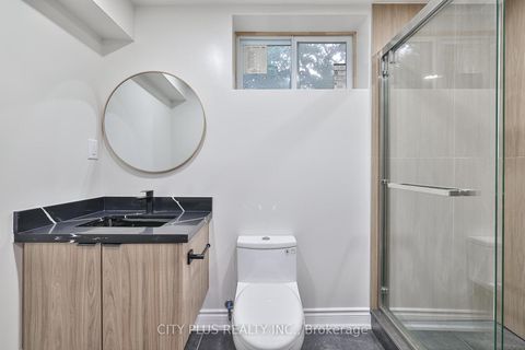 Photo 35 at 23 Reiber Crescent, Steeles, Toronto