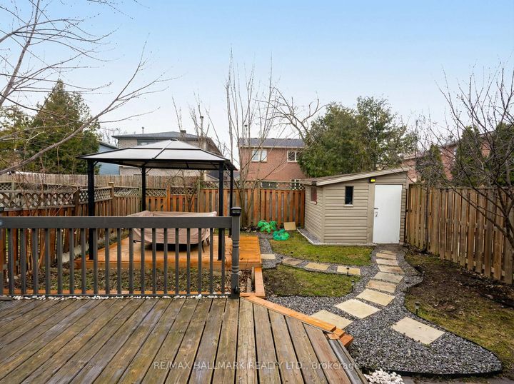 Photo 12 at 27 Constellation Crescent, Observatory, Richmond Hill