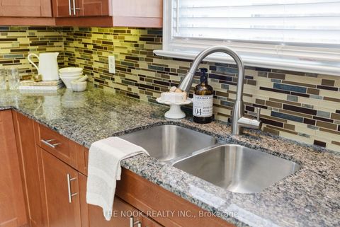 Photo 16 at 6 Nelson Street, Bowmanville, Clarington