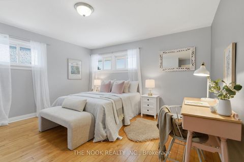 Photo 27 at 6 Nelson Street, Bowmanville, Clarington