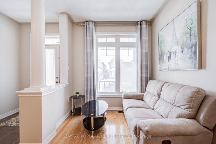 Photo 6 at 142 Betony Drive, Oak Ridges, Richmond Hill