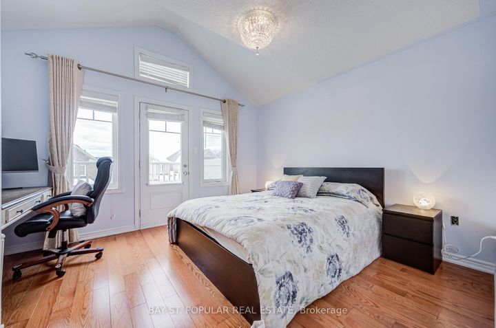 Photo 32 at 142 Betony Drive, Oak Ridges, Richmond Hill