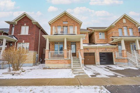 Photo 2 at 142 Betony Drive, Oak Ridges, Richmond Hill