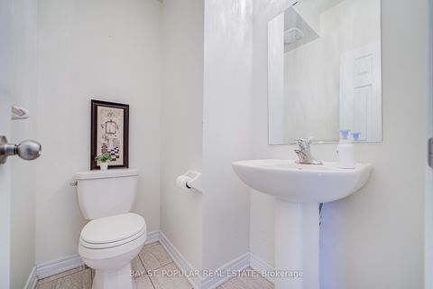 Photo 12 at 142 Betony Drive, Oak Ridges, Richmond Hill