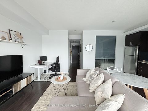 Photo 4 at 1025 - 165 Legion Road N, Mimico, Toronto