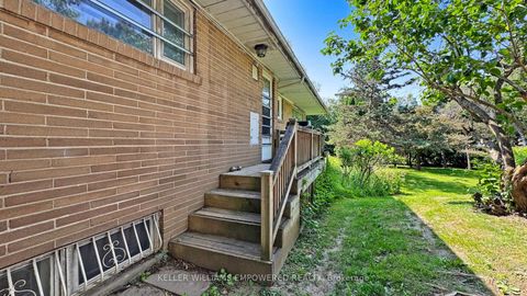 Photo 3 at 117 Arjay Crescent, York Mills, Toronto