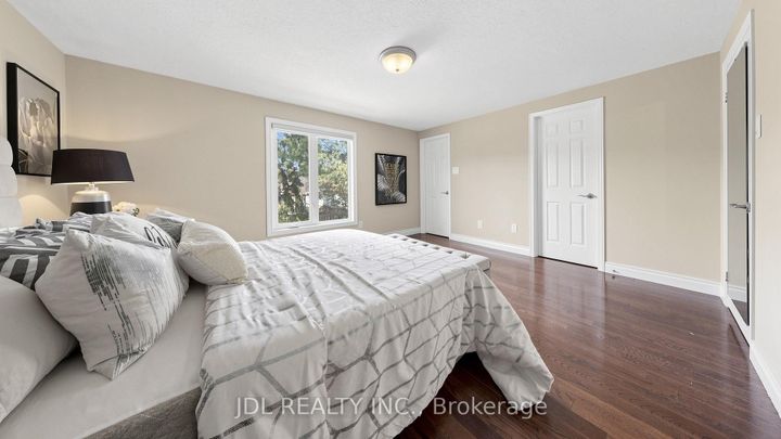 Photo 23 at 16 Breckonwood Crescent, Willowbrook, Markham