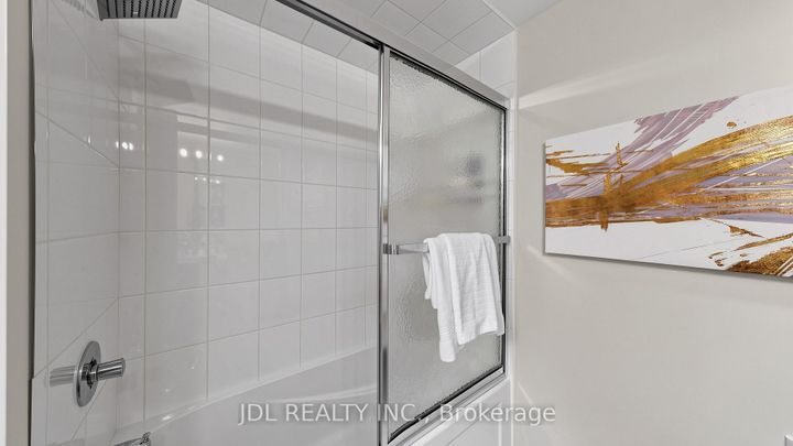 Photo 33 at 16 Breckonwood Crescent, Willowbrook, Markham