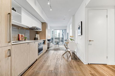 Photo 5 at 3616 - 55 Cooper Street, Waterfront Communities C8, Toronto