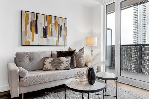 Photo 11 at 3616 - 55 Cooper Street, Waterfront Communities C8, Toronto