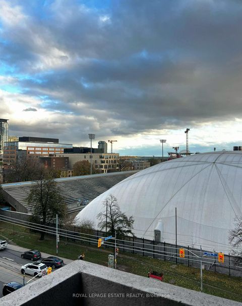 Photo 9 at 612 - 20 Joe Shuster Way, South Parkdale, Toronto