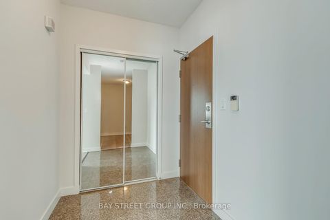 Photo 6 at 3912 - 35 Mariner Terrace, Waterfront Communities C1, Toronto