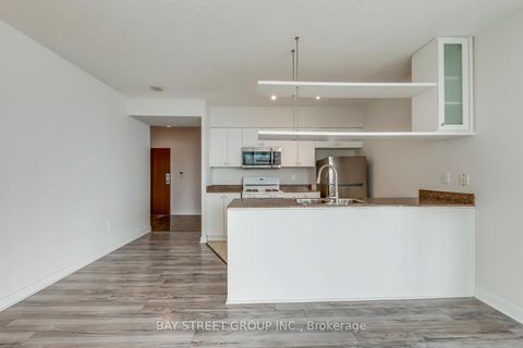 Photo 9 at 3912 - 35 Mariner Terrace, Waterfront Communities C1, Toronto